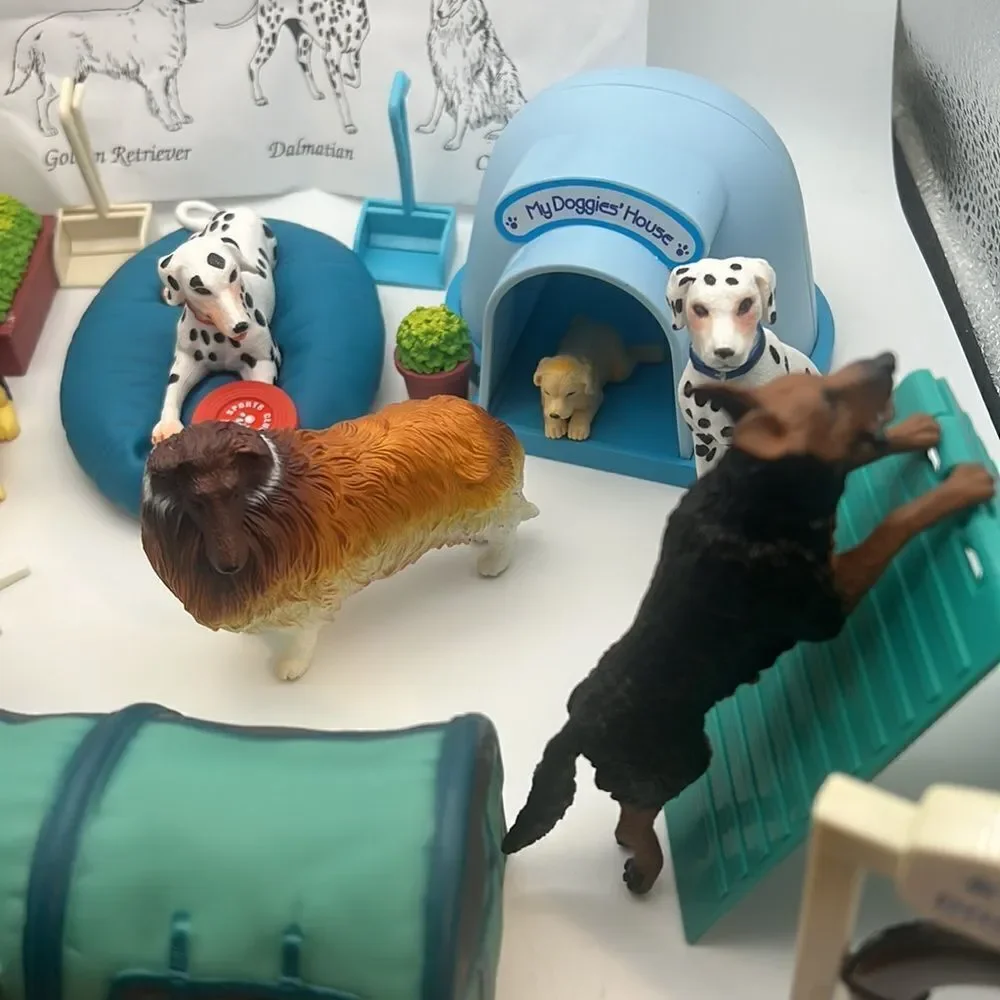 Keenway dog figures
